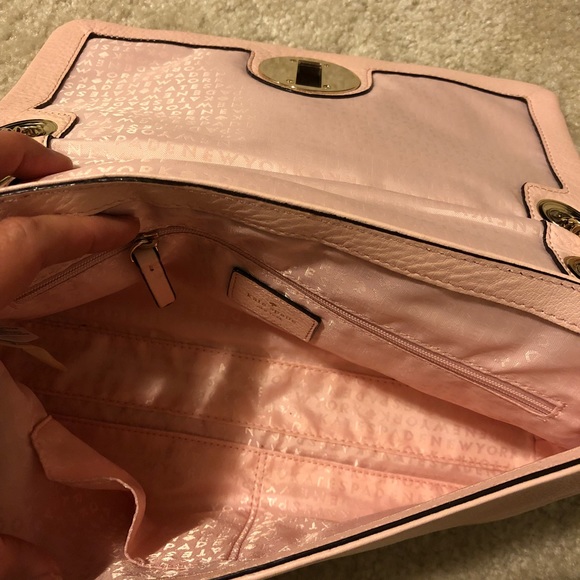 Kate ♠️ - Picture 3 of 3